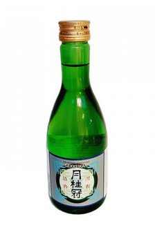 JAPANSE SAKE GEKKEIKAN 300ML