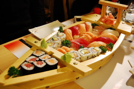 SUSHI BOOT BAMBOE 60X24,5CM