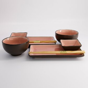 Tokyo Design Studio - Glassy Pink - Sushi Servies - 8 delig - 2 persoons